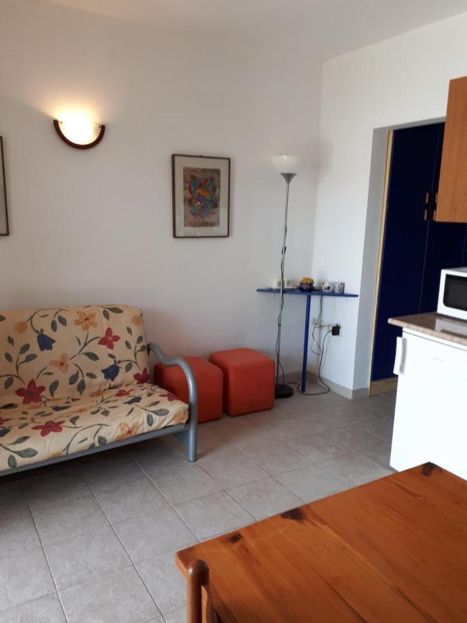 Apartmani Sikic Metajna Exterior photo