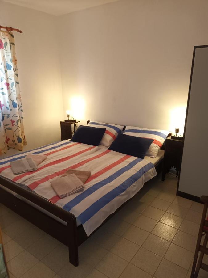 Apartmani Sikic Metajna Exterior photo