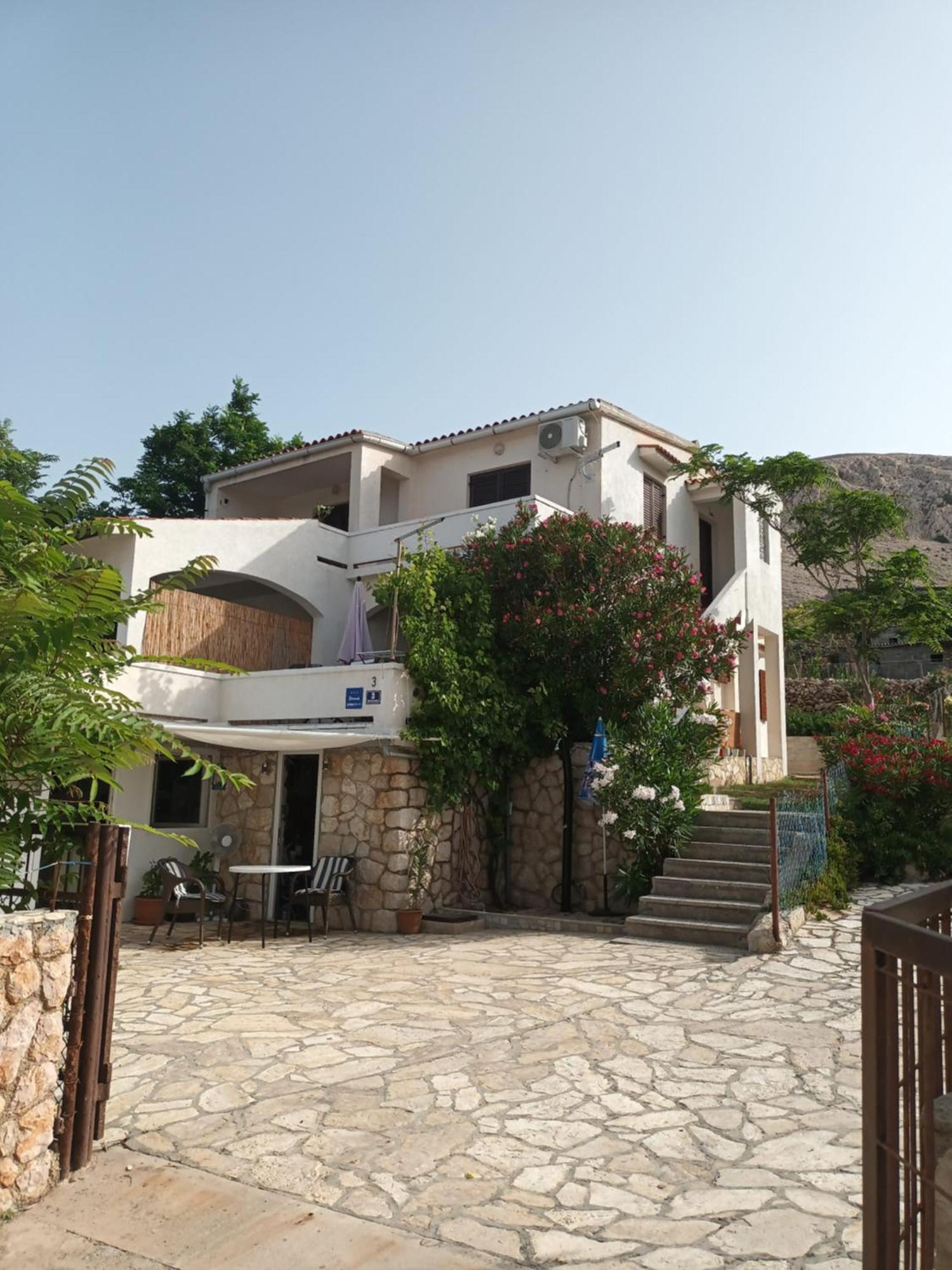 Apartmani Sikic Metajna Exterior photo